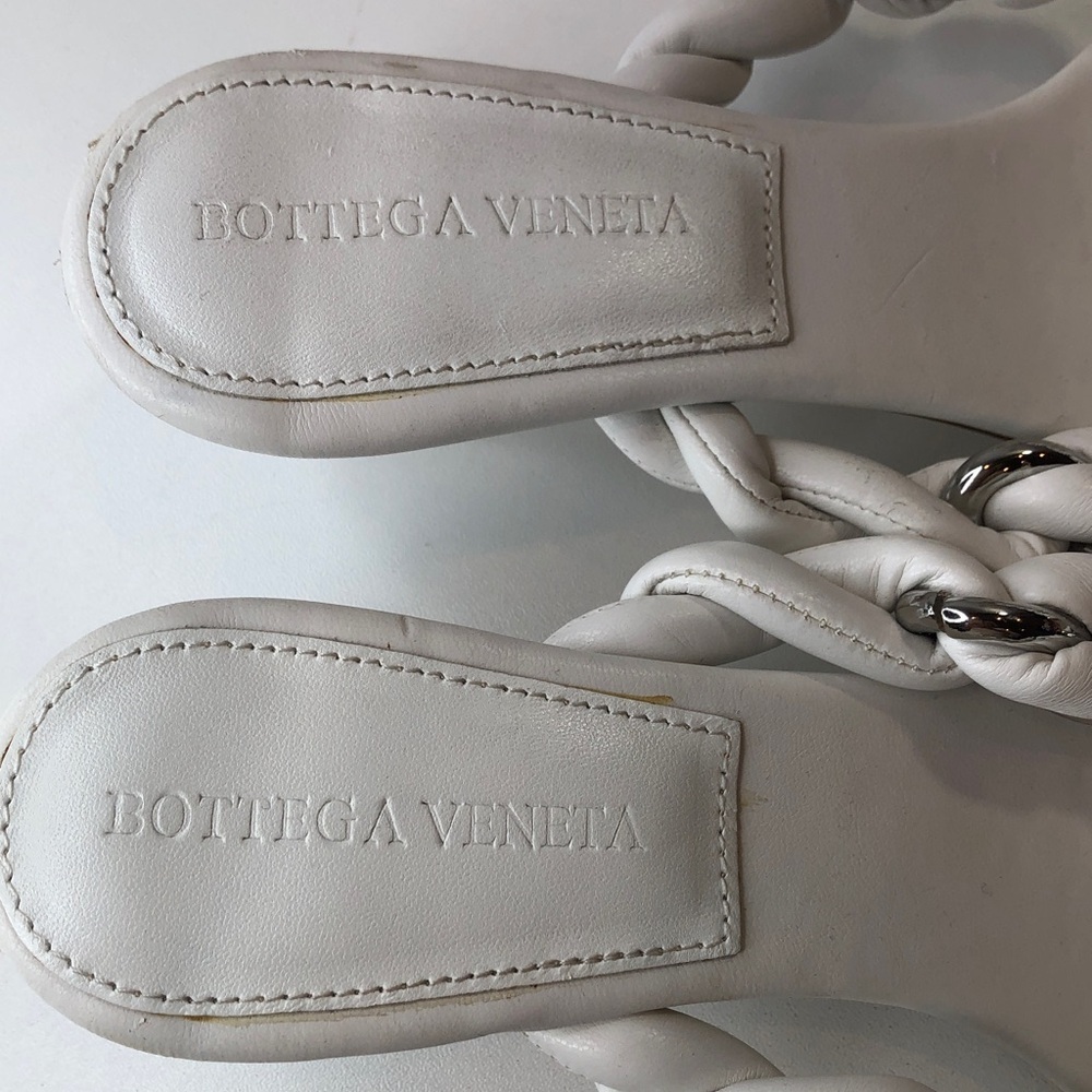 Bottega Venetta Dot Sandal White with Silver chain Accent Size 39 EU (7.5-8US) - Picture 3 of 14